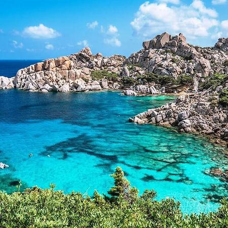 Appartamento A Baia Santa Reparata Exteriör bild