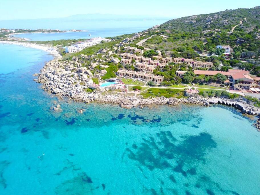 Appartamento A Baia Santa Reparata Exteriör bild